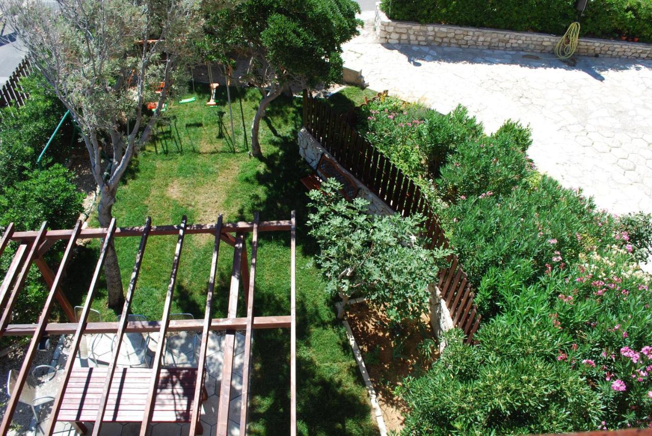 Apartments And Rooms By The Sea Pag - 11487 Đảo Pag Ngoại thất bức ảnh